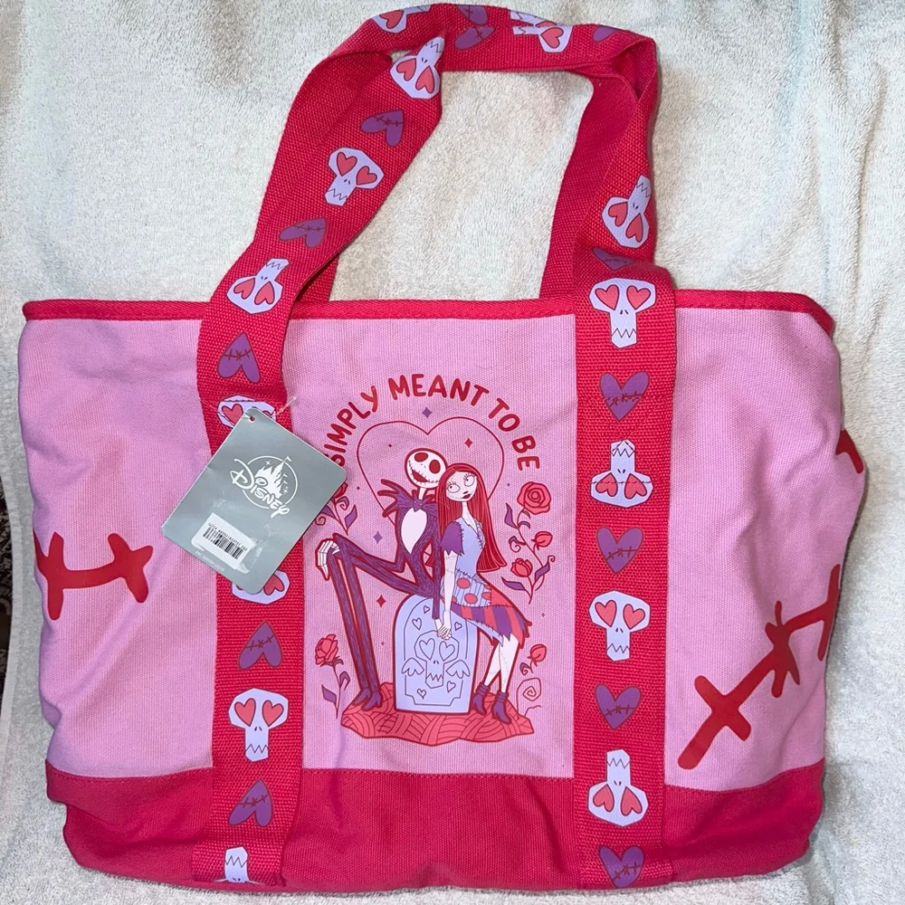 NWT 2024 The Nightmare Before Christmas Valentine’s Day Large Zippered Tote Bag
